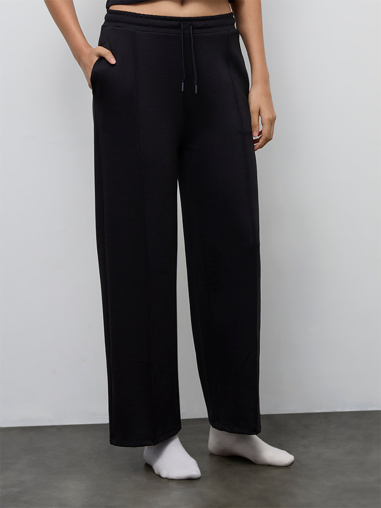 Nuoflexx Black High-Rise Track Pants