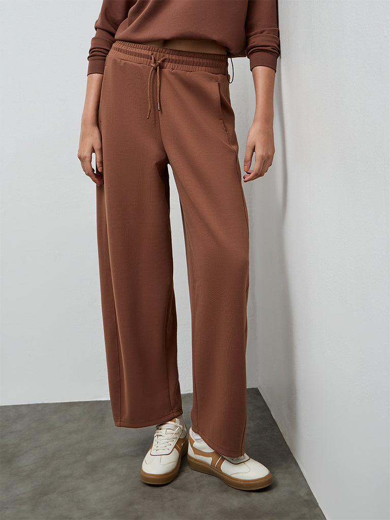 Nuoflexx Brown High-Rise Track Pants