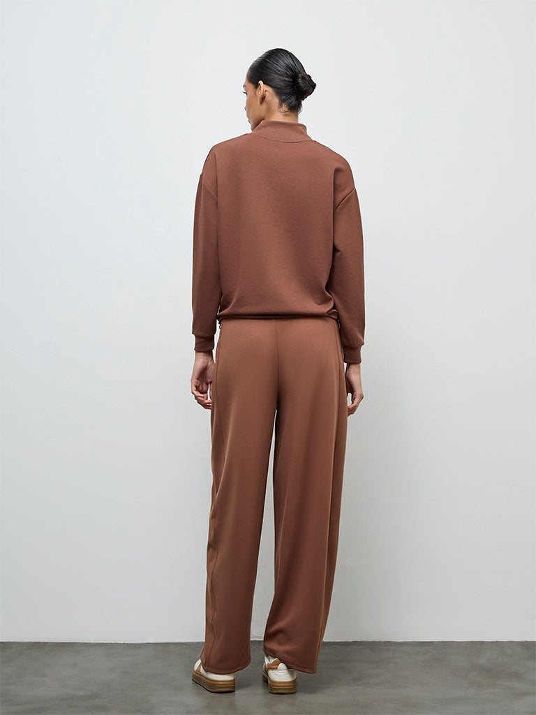 Nuoflexx Brown High-Rise Track Pants