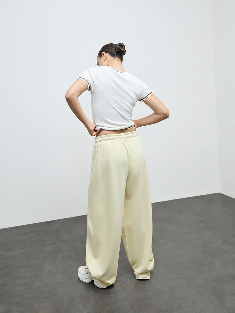 Nuoflexx Light Yellow High-Rise Pants