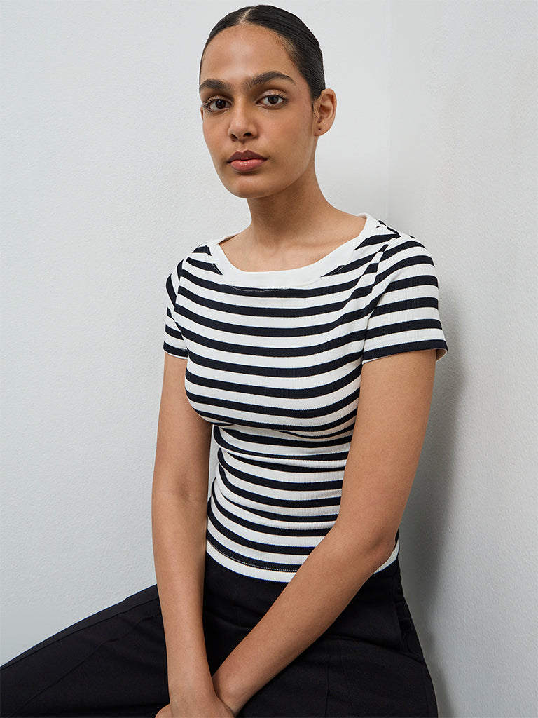 Nuoflexx White Striped Cotton-Blend Top