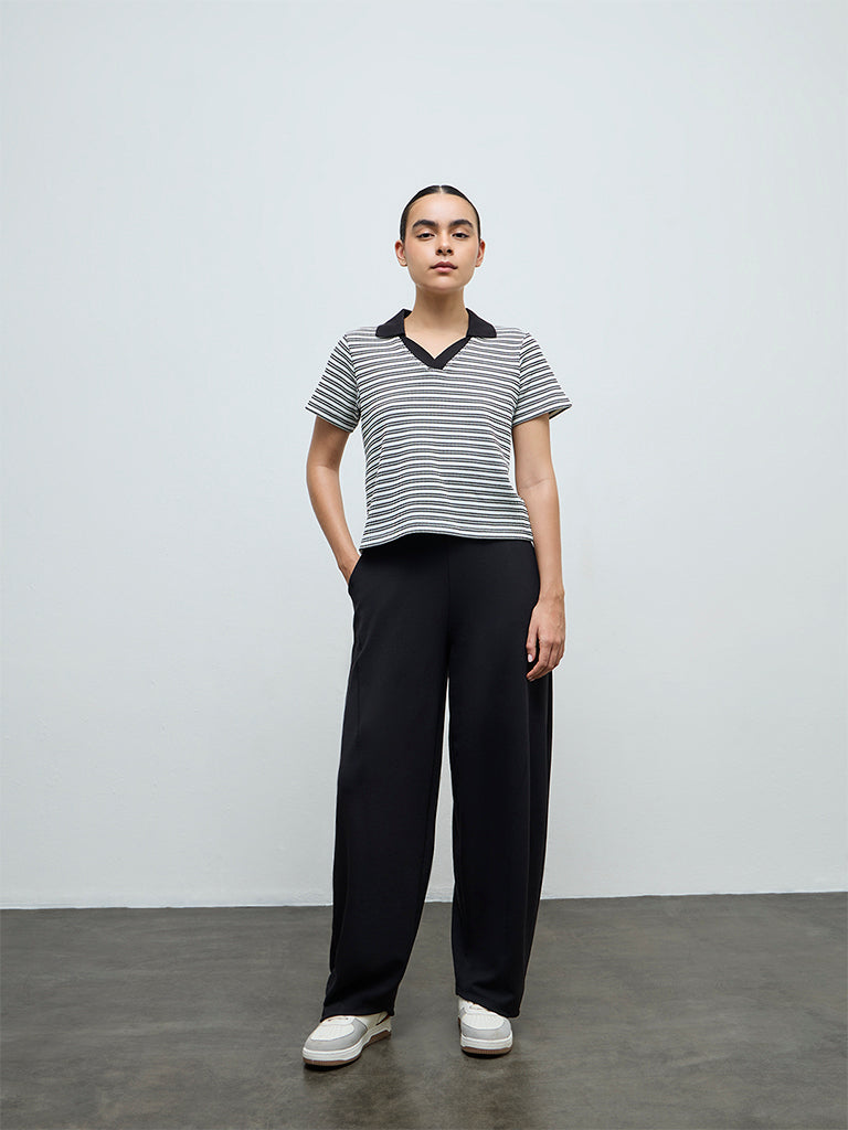 Nuoflexx Black Striped Cotton-Blend T-Shirt