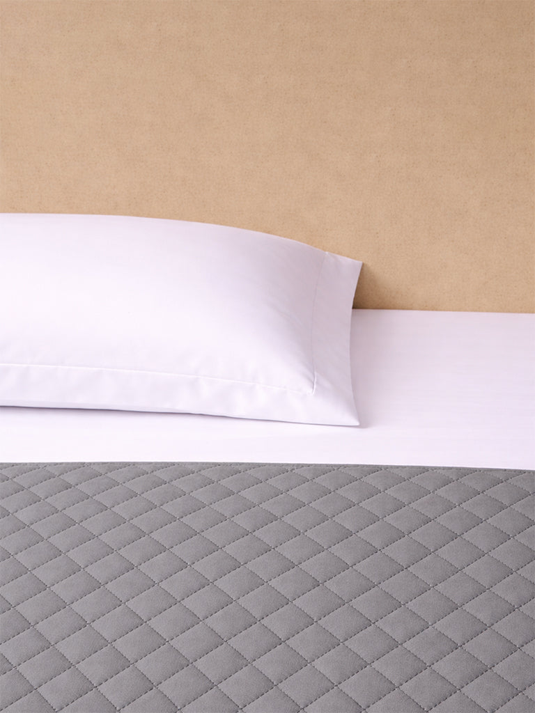 Westside Home Grey Queen Heat Seal Quilt