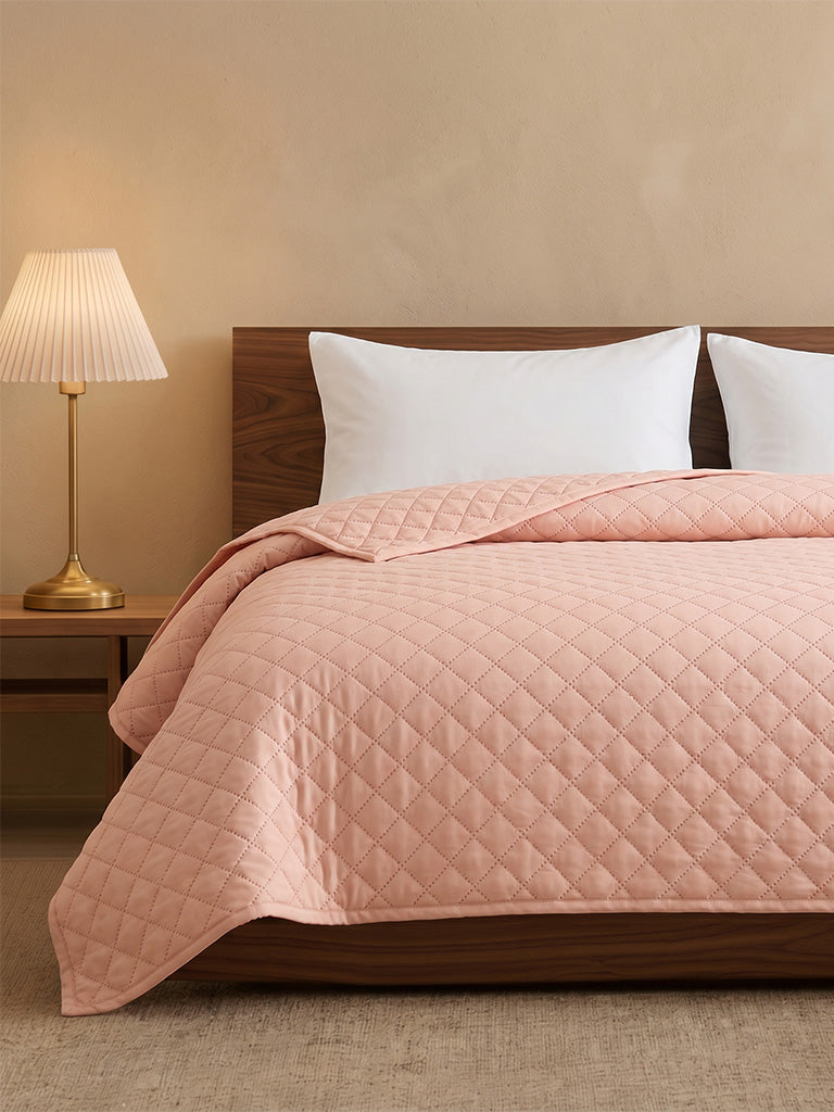 Westside Home Pink Queen Heat Seal Quilt