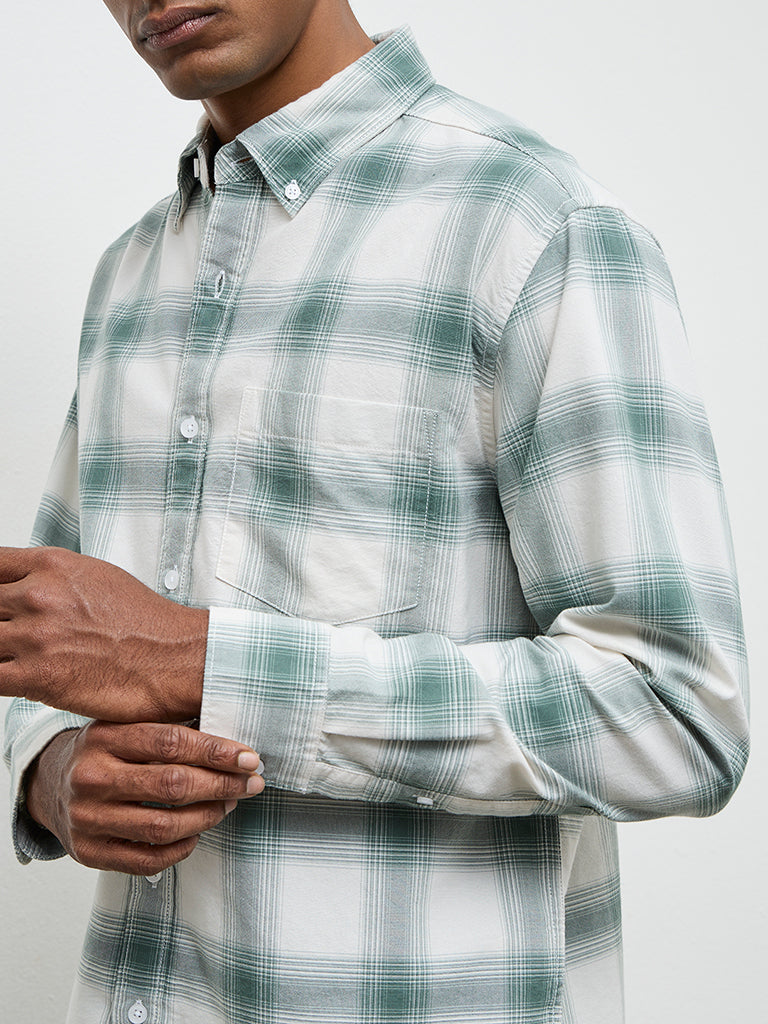 WES Casuals Green Checkered Relaxed-Fit Cotton-Blend Shirt