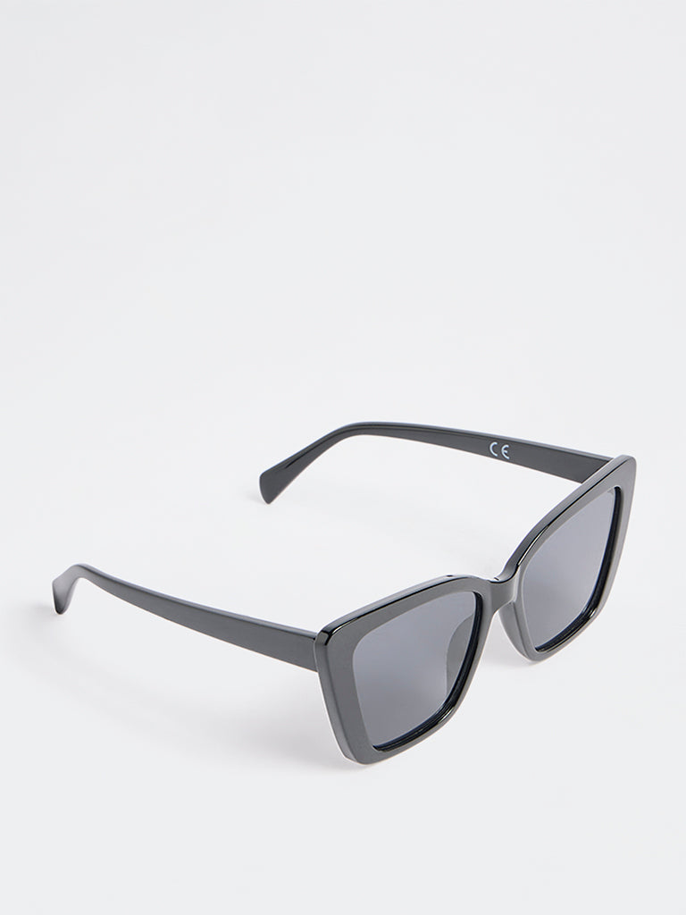 Westside Accessories Black Oversized Sunglasses with Pouch