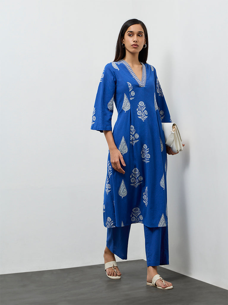 Utsa Indigo Floral Printed A-Line Cotton-Blend Kurta