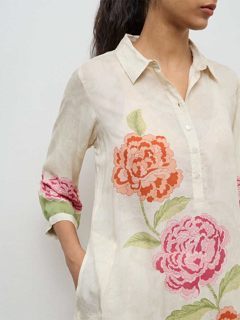 Utsa Off-White Floral Design A-Line Kurta