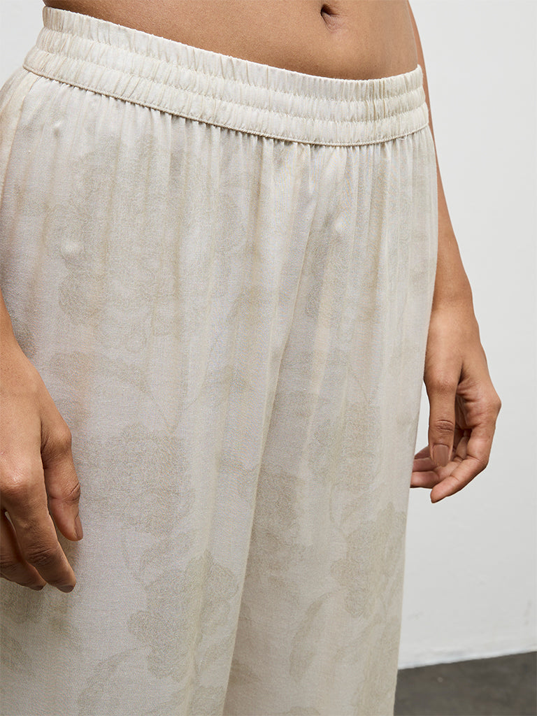 Utsa Off-White Floral Printed Pants