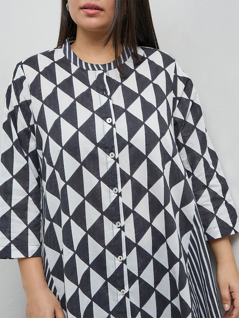 Diza Black Geometric Printed Cotton A-Line Kurta