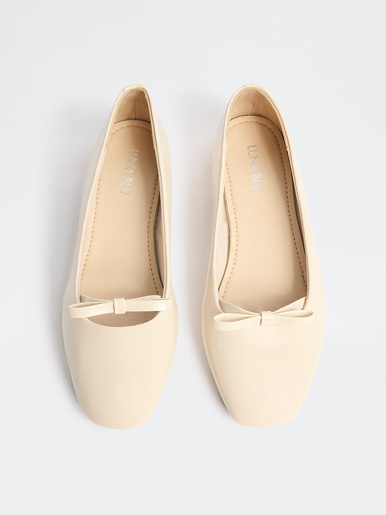 LUNA BLU Ivory Bow-Detailed Ballerinas