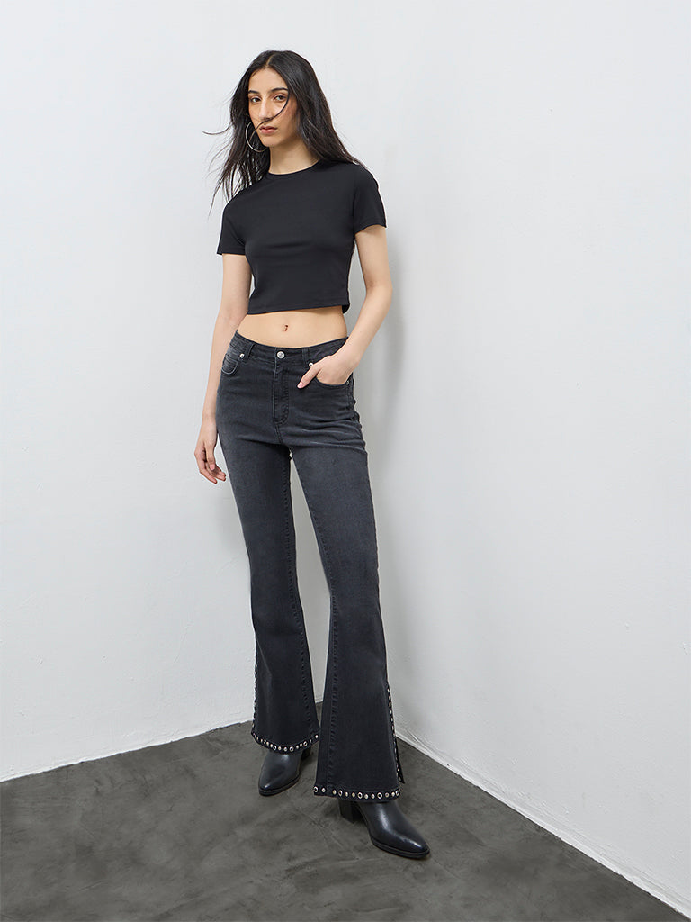Nuon Black Solid T-Shirt