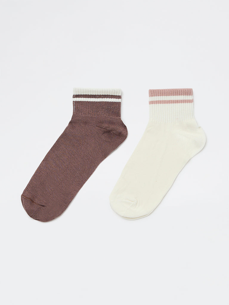 Wunderlove Ivory Solid Cotton-Blend Socks Set - Pack of 2