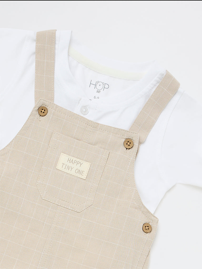 HOP Baby Boys Beige Checkered Cotton-Blend Dungaree and T-Shirt Set