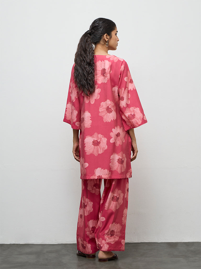 Utsa Pink Floral Pattern A-Line Kurta