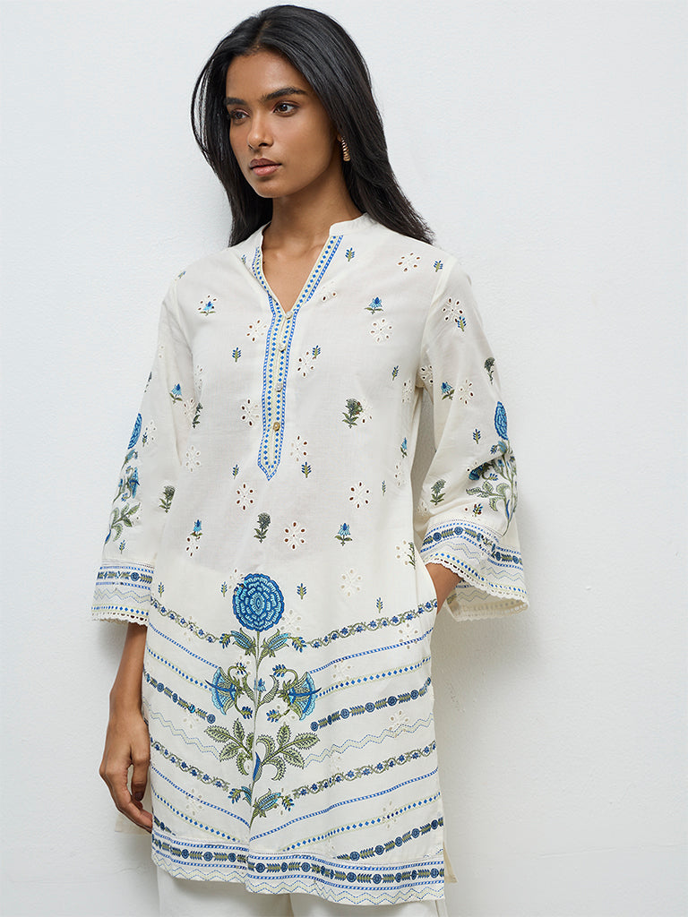 Utsa Off-White Floral Printed Cotton Kurti
