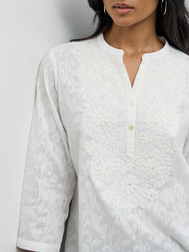 Utsa White Floral Embroidered Cotton-Blend Kurti