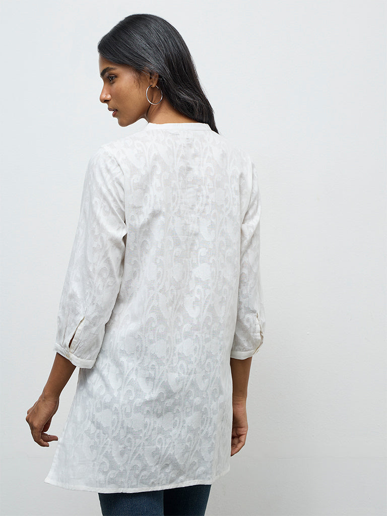 Utsa White Floral Embroidered Cotton-Blend Kurti