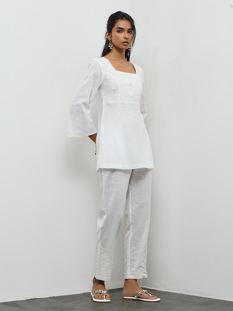 Utsa White Floral Embroidered Cotton Kurti