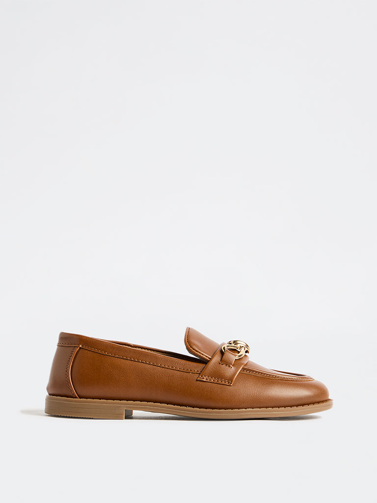 LUNA BLU Tan Metal-Detail Loafers
