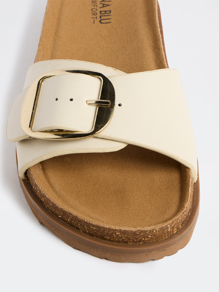 LUNA BLU Ivory Buckle-Detail Comfort Sandals