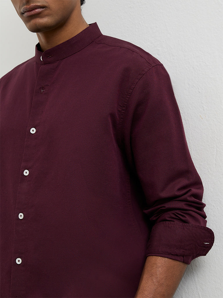 Ascot Wine Solid Relaxed-Fit Shirt