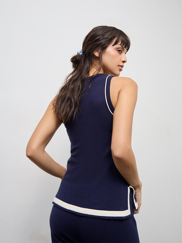 Wunderlove Navy Contrast Detailed V-Neck Top