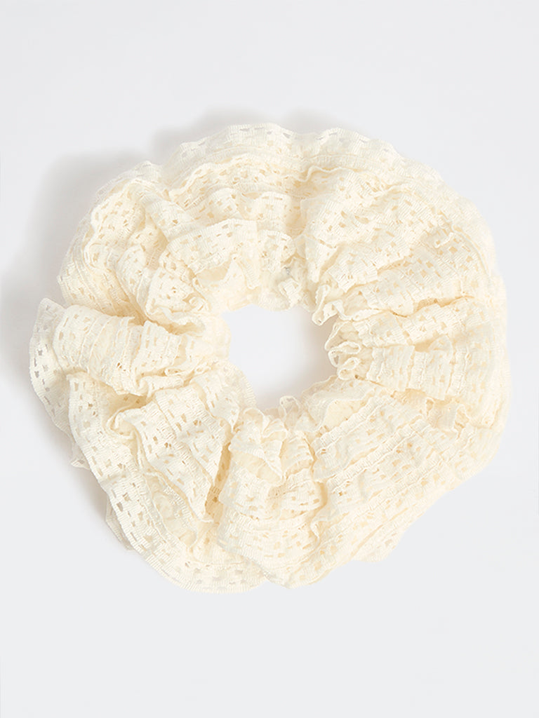Westside Accessories White Frilled-Lace Scrunchie