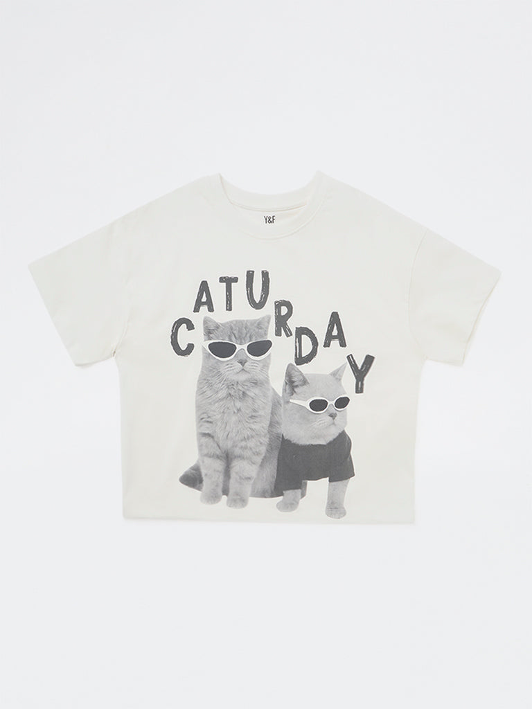 Y&F Kids Girls White Printed Cotton T-Shirt