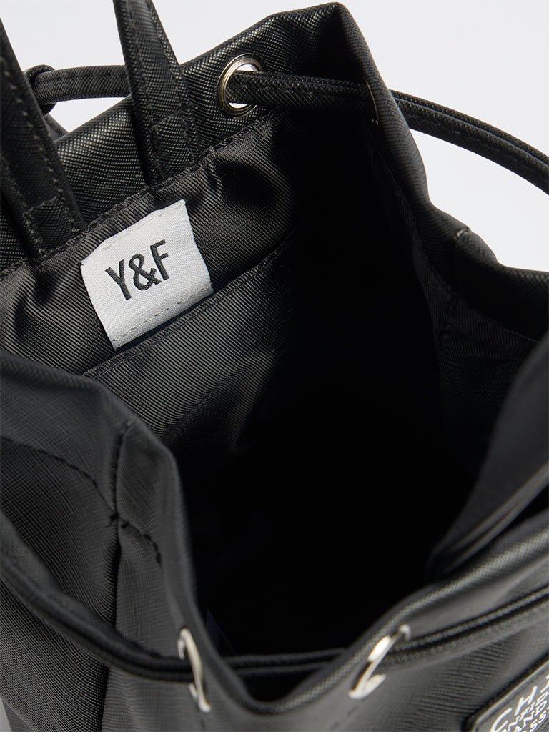 Y&F Kids Black Text-Detailed Shoulder Bag