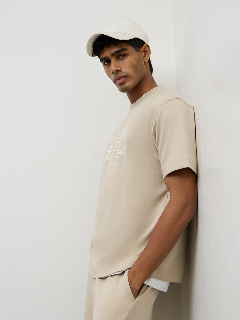 Nuoflexx Beige Text Printed Relaxed-Fit Cotton-Blend T-Shirt