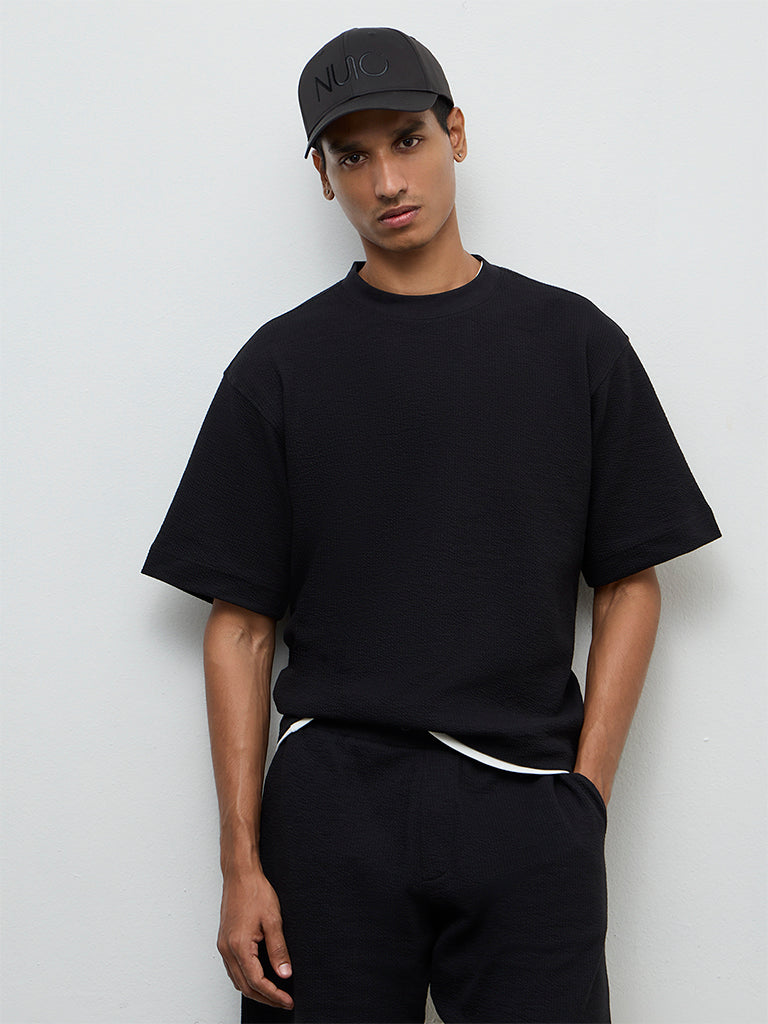 Nuoflexx Black Textured Relaxed-Fit Cotton-Blend T-Shirt