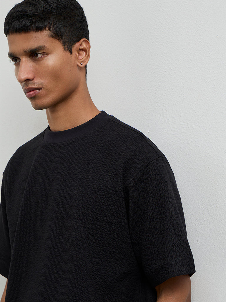 Nuoflexx Black Textured Relaxed-Fit Cotton-Blend T-Shirt