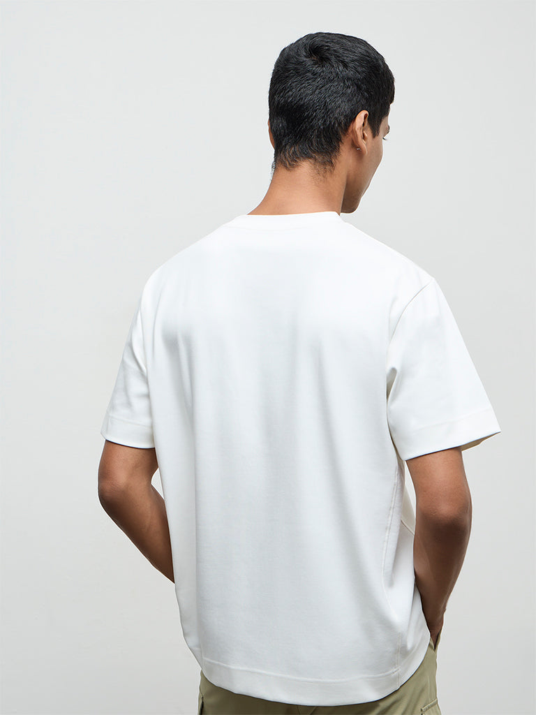 Nuoflexx Off-White Relaxed-Fit Cotton-Blend T-Shirt
