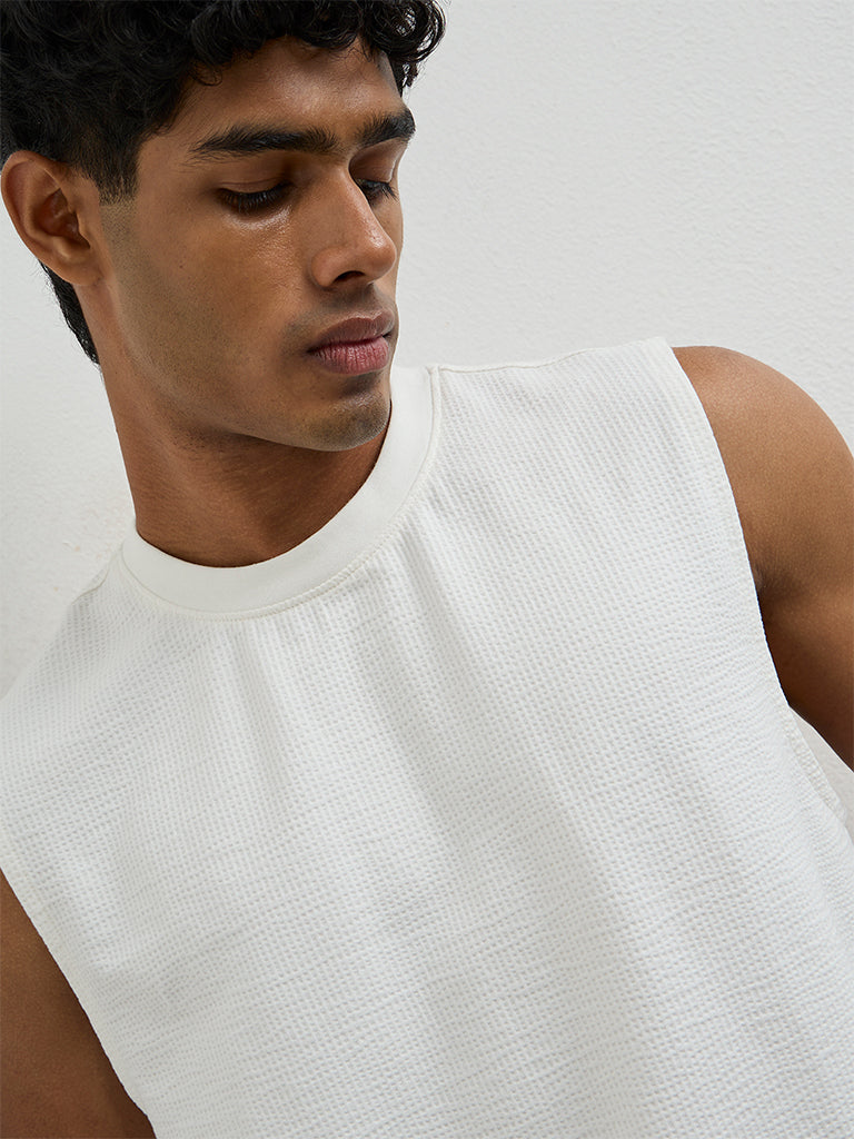 Nuoflexx Off-White Textured Relaxed-Fit Cotton-Blend T-Shirt