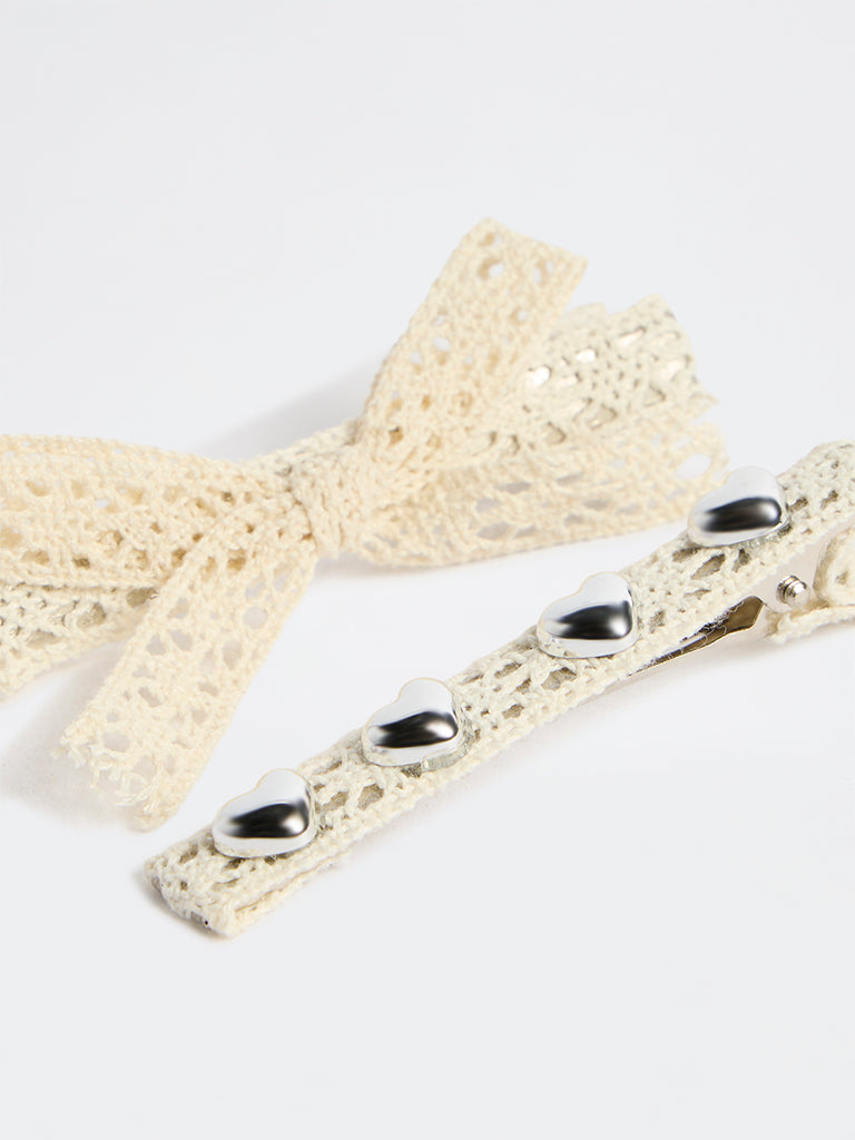 Westside Accessories Off-White Lace Bow & Pearl Clip - Pack of 2