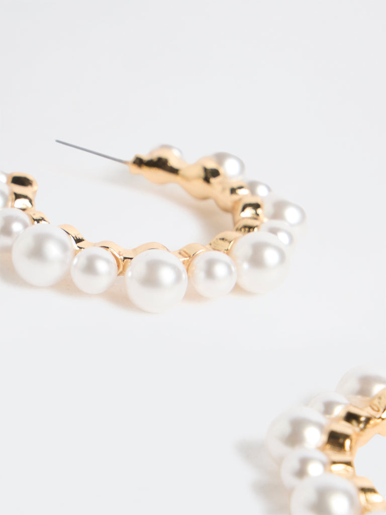 Westside Accessories Gold Chunky Pearl Hoop Earrings