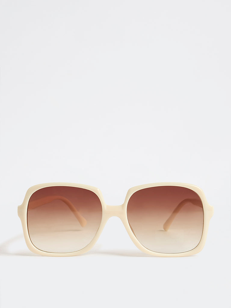 Westside Accessories White Oversized Sunglasses with Pouch