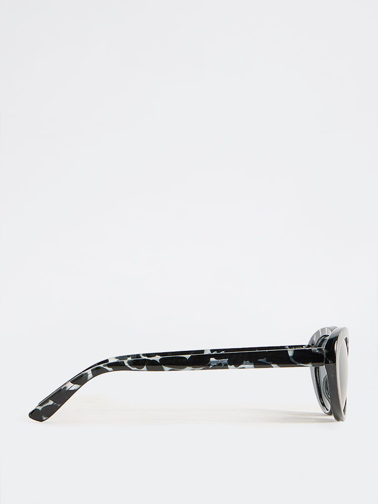 Westside Accessories Black Tortoiseshell Cat-Eye Sunglasses with Pouch