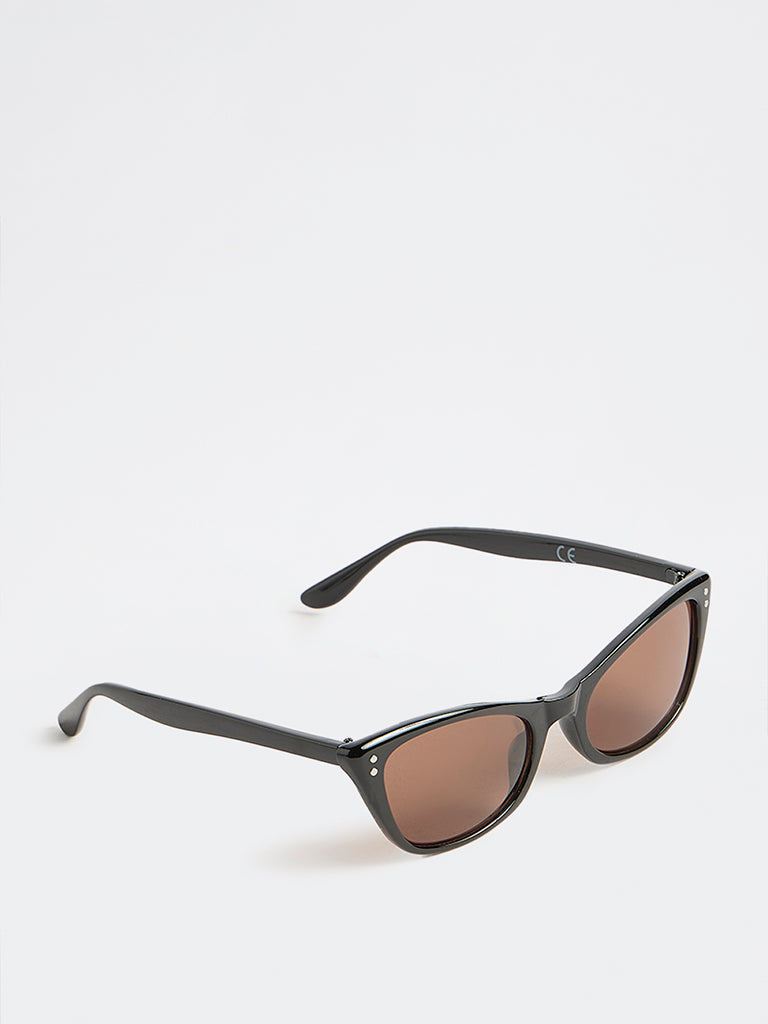 Westside Accessories Black Cat-Eye Sunglasses with Pouch