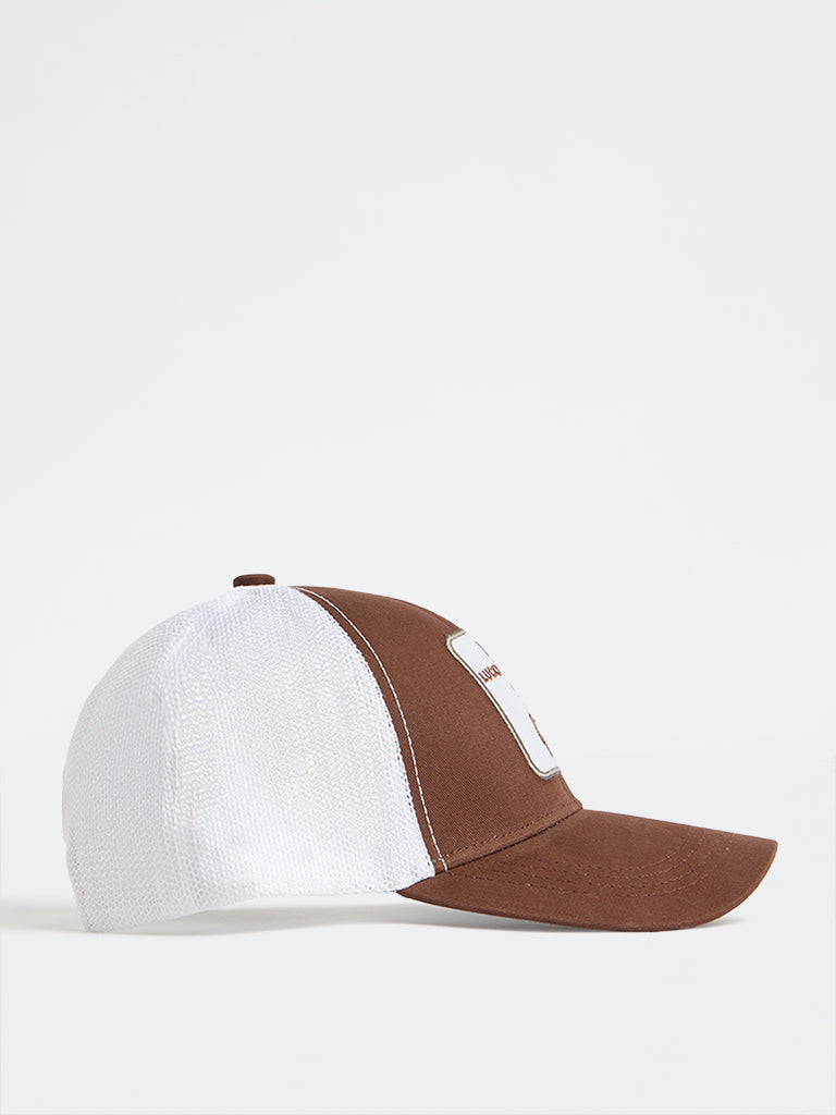 Nuon Brown Horse Embroidered Trucker Cap