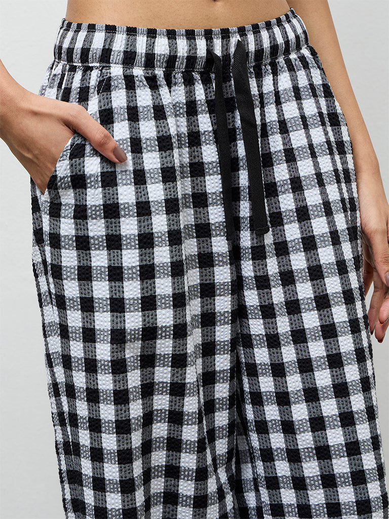 Wunderlove Black Checkered High-Rise Cotton Pants