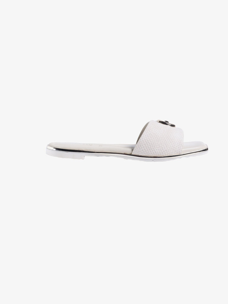 LUNA BLU Ivory Textured Detail Flat Sandals