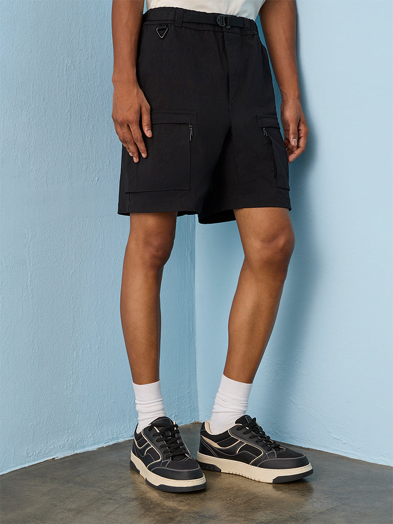 Nuoflexx Black Relaxed-Fit Mid-Rise Shorts