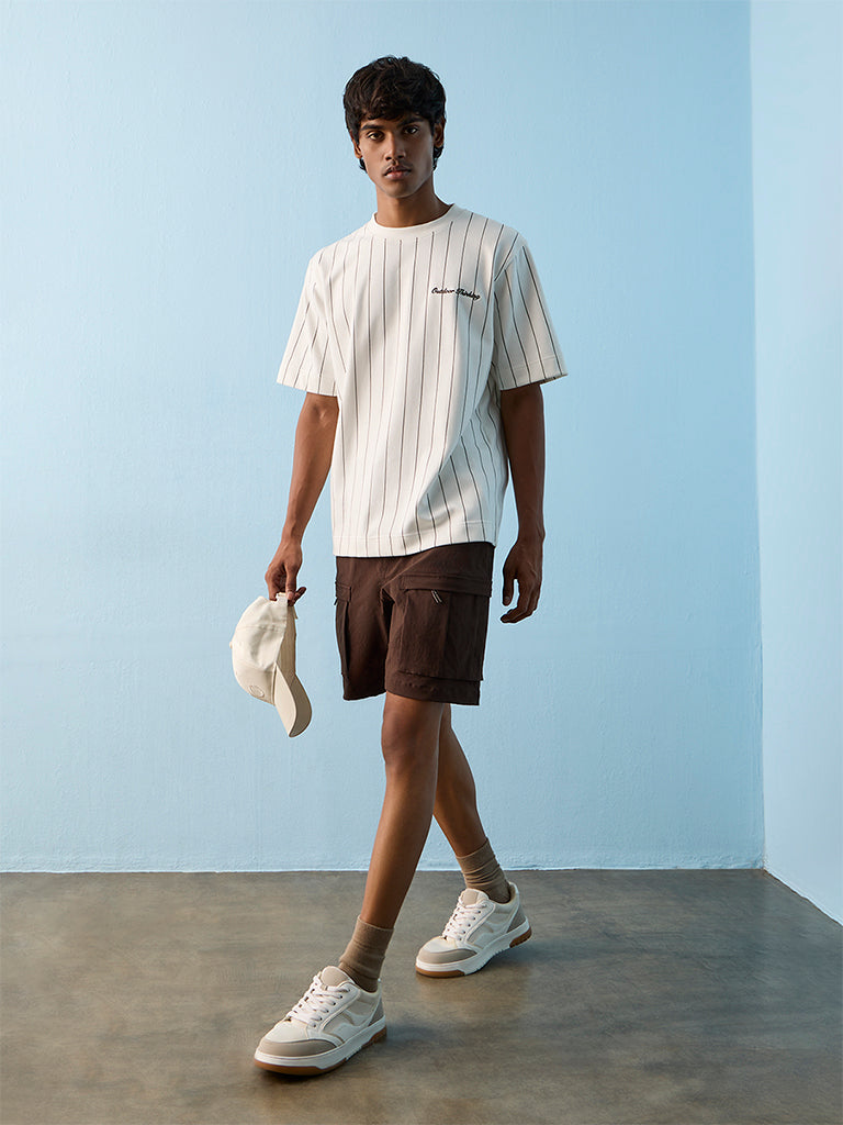 Nuoflexx Dark Brown Relaxed-Fit Mid-Rise Shorts