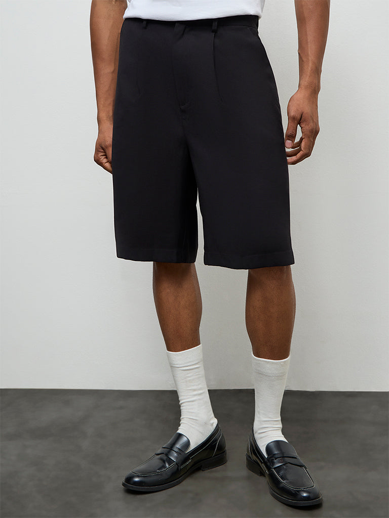 Nuon Black Pleated Relaxed-Fit Shorts