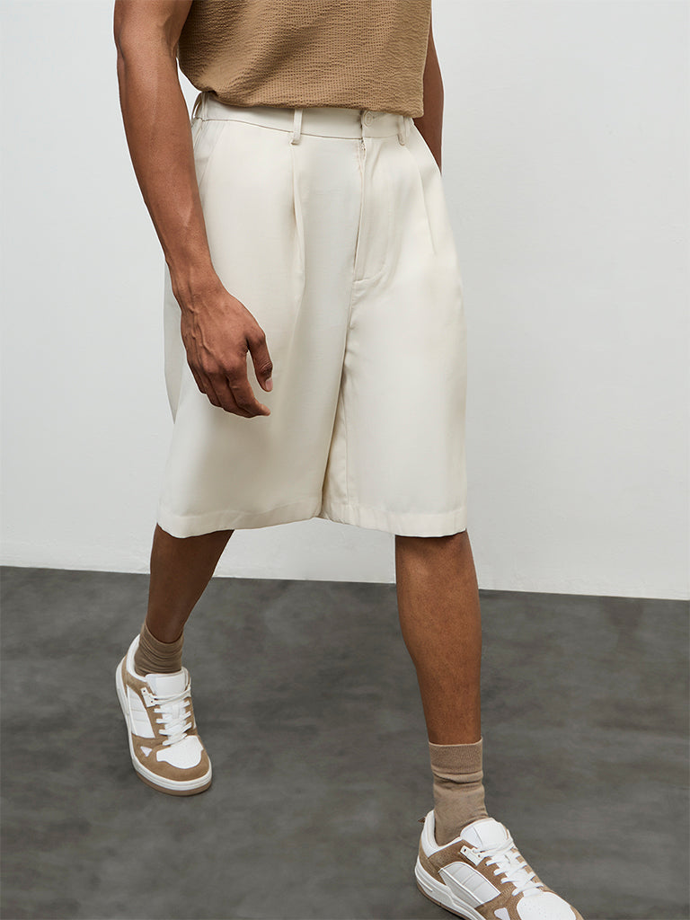 Nuon Off-White Pleated Relaxed-Fit Mid-Rise Shorts