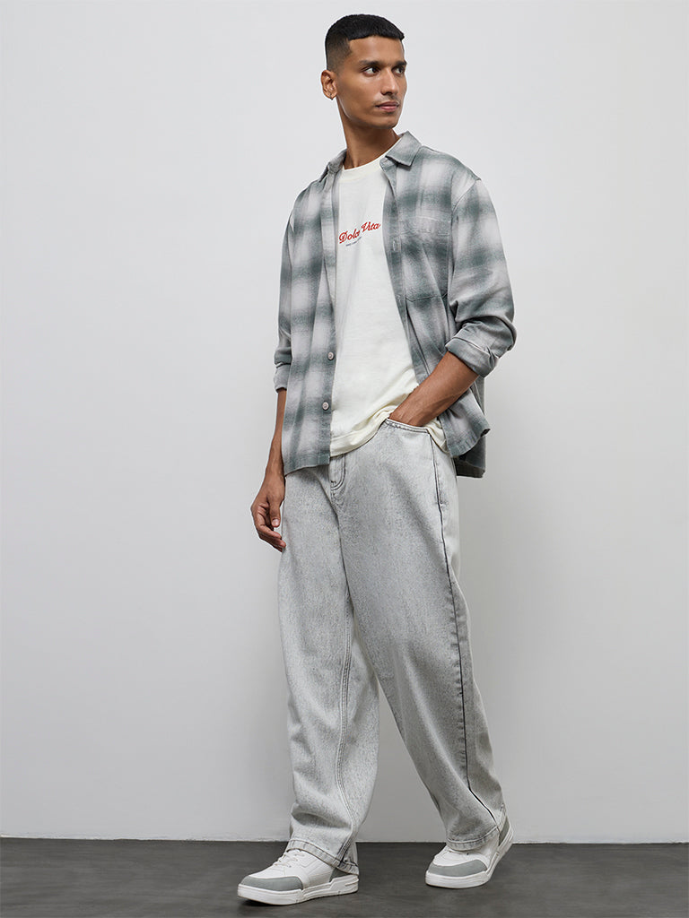 Nuon Grey Faded Mid-Rise Skater-Fit Jeans