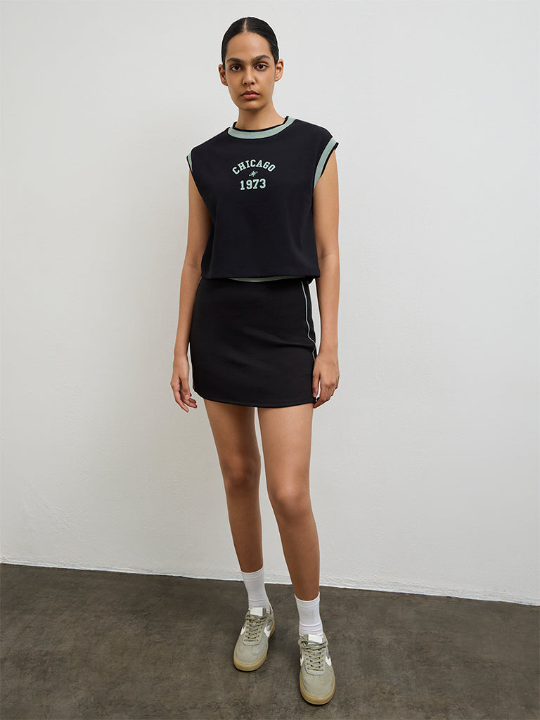 Nuoflexx Black Text Printed Cotton-Blend T-Shirt