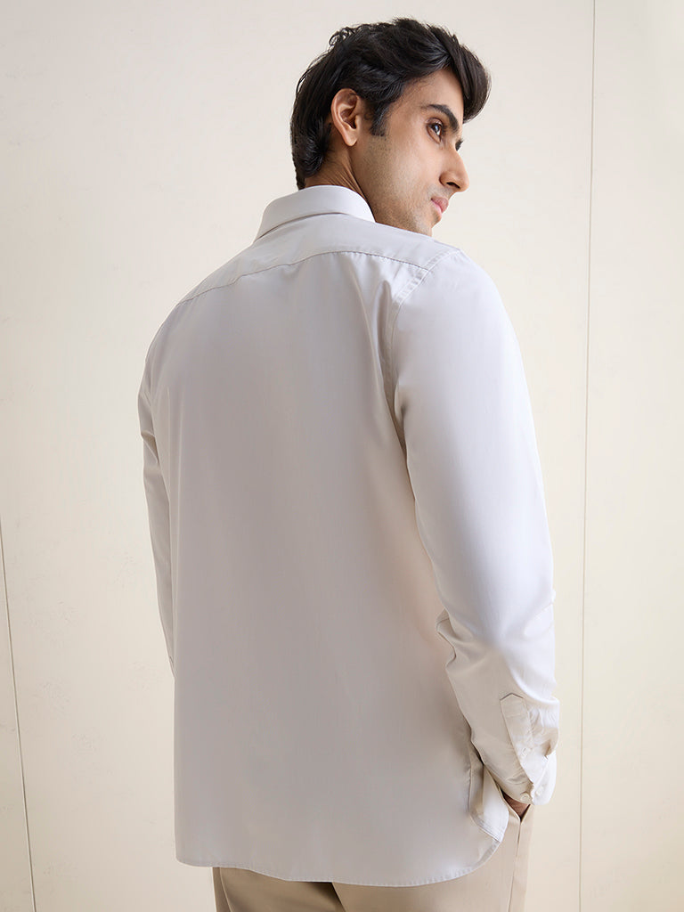 WES Formals Cream Solid Slim-Fit Cotton Shirt